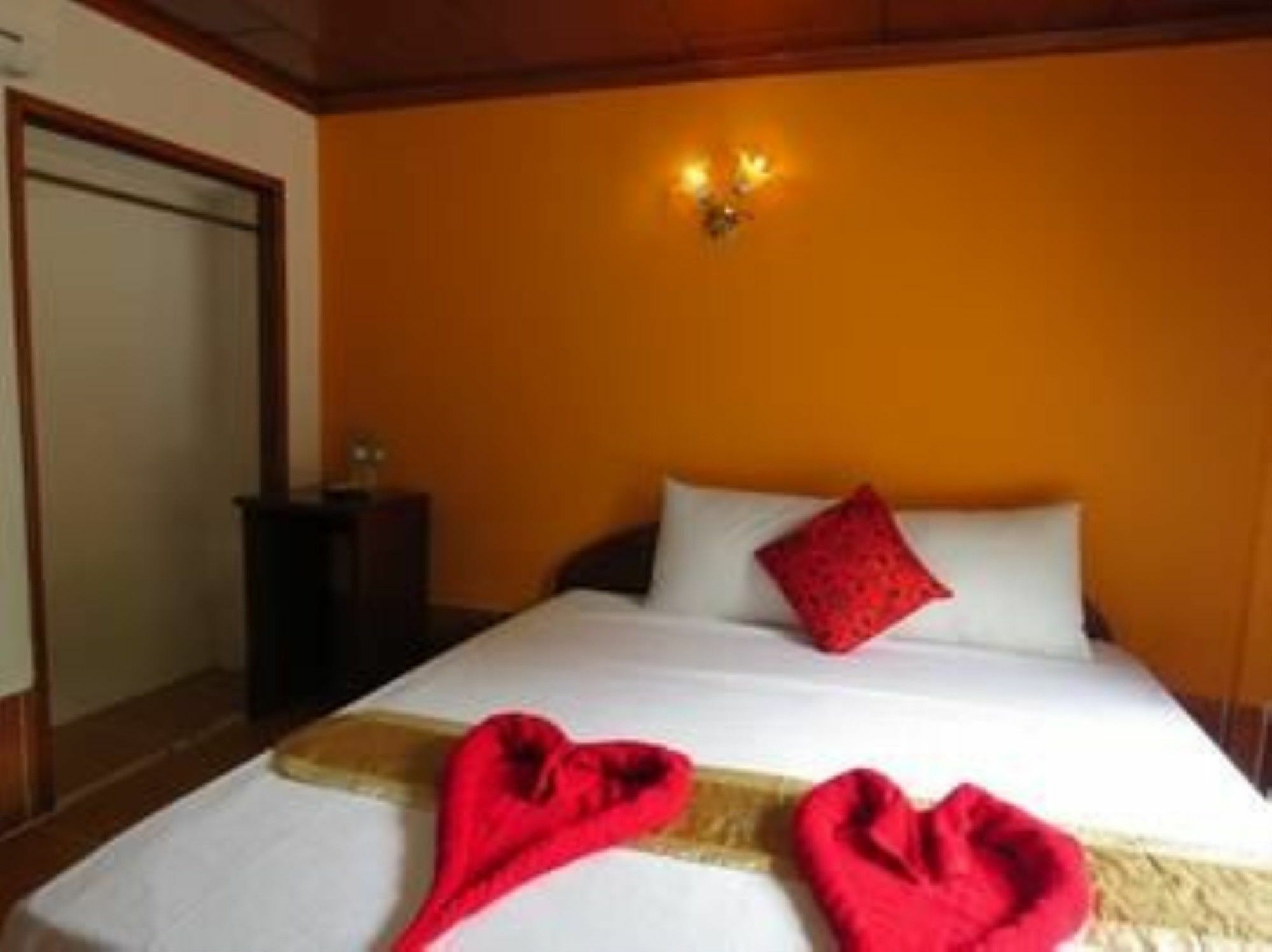 Two Easy Bungalow Hotel Sihanoukville Luaran gambar