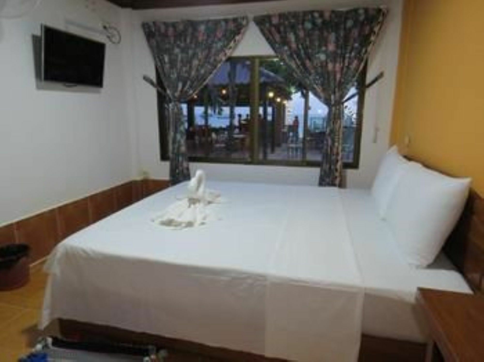 Two Easy Bungalow Hotel Sihanoukville Luaran gambar