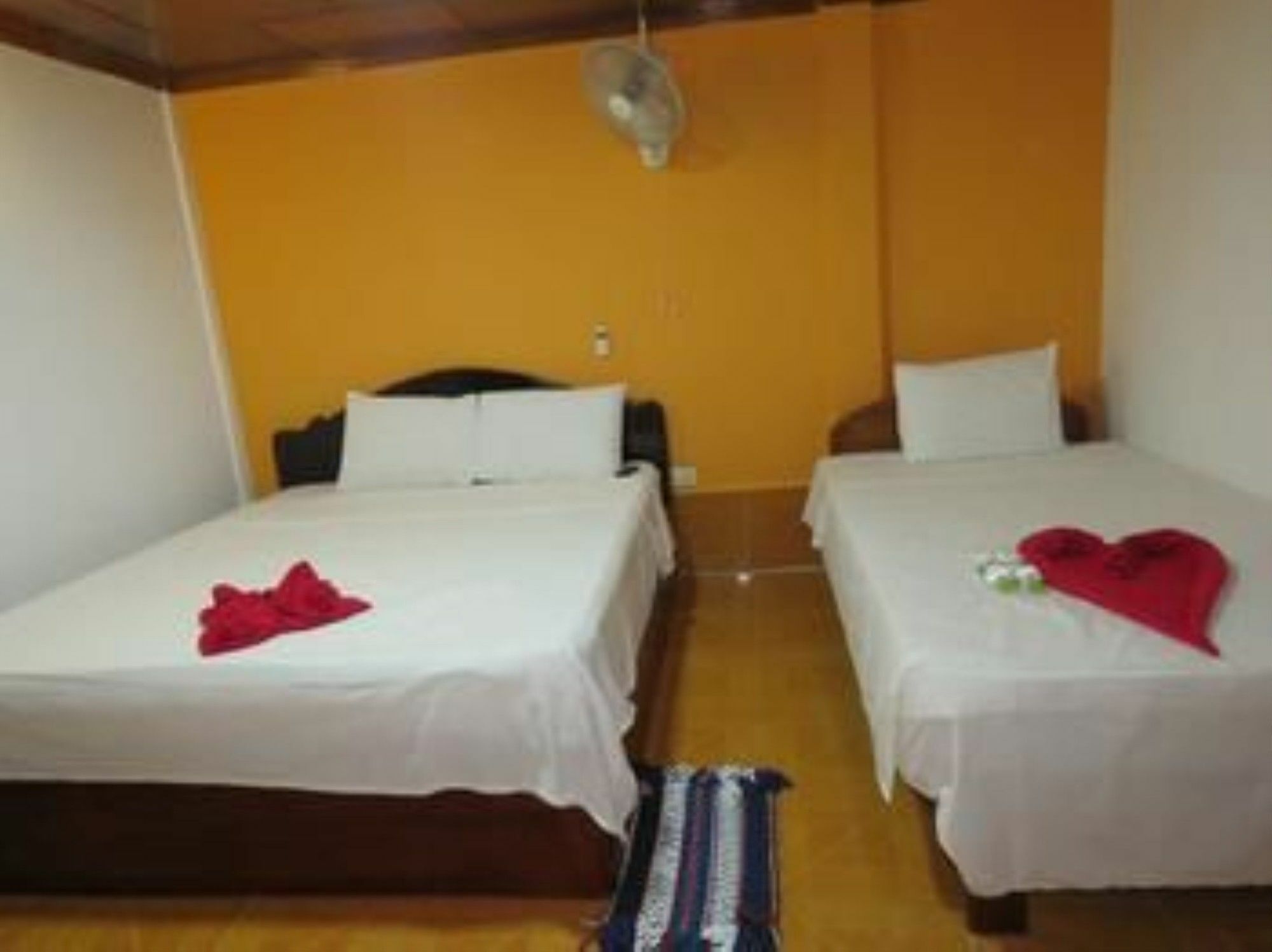 Two Easy Bungalow Hotel Sihanoukville Luaran gambar